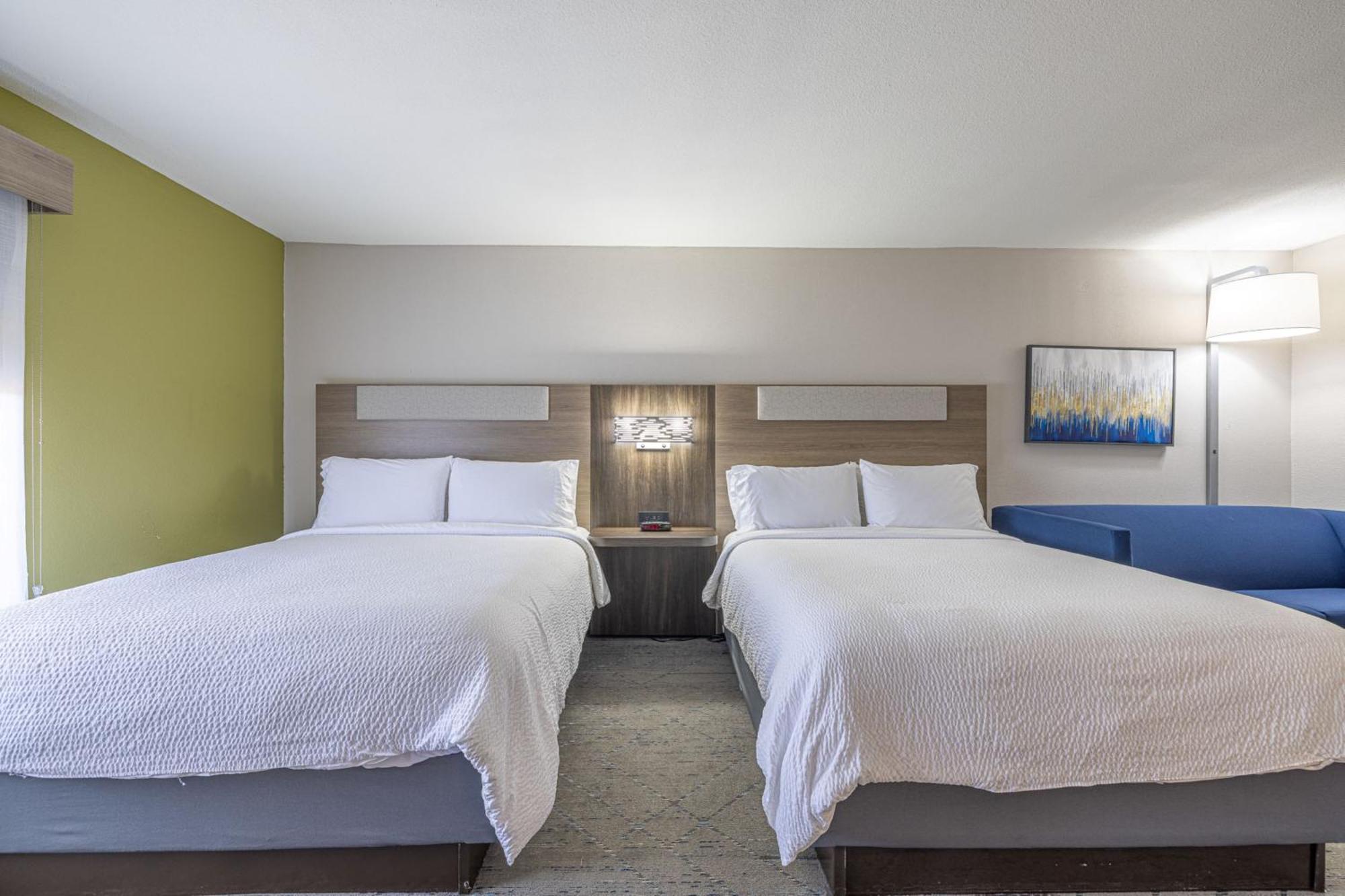 Holiday Inn Express & Suites College Station By Ihg Esterno foto