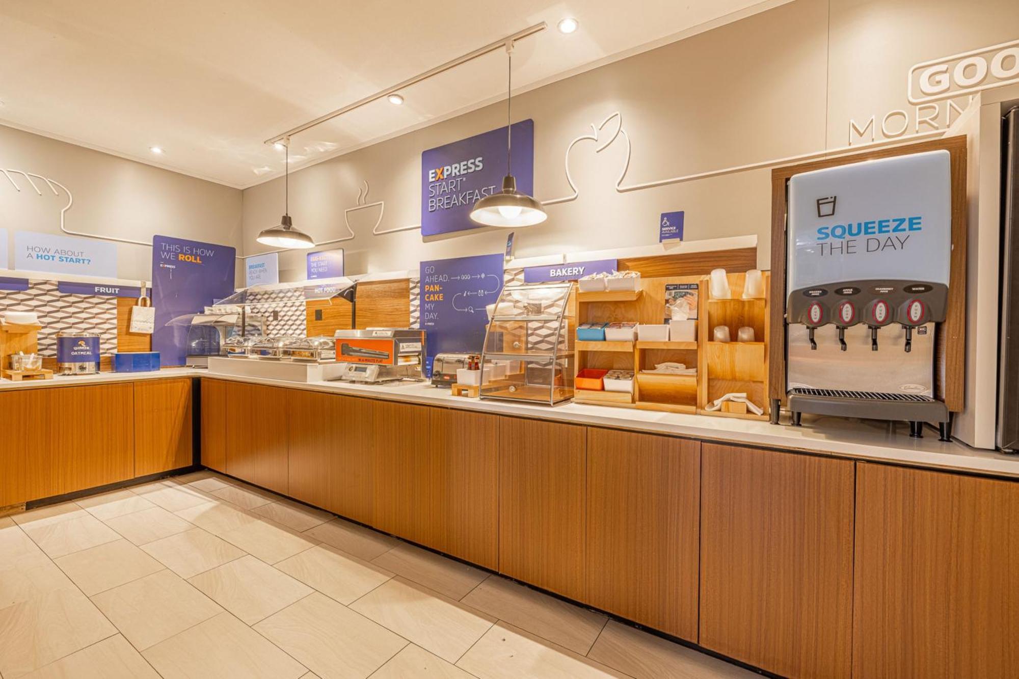 Holiday Inn Express & Suites College Station By Ihg Esterno foto