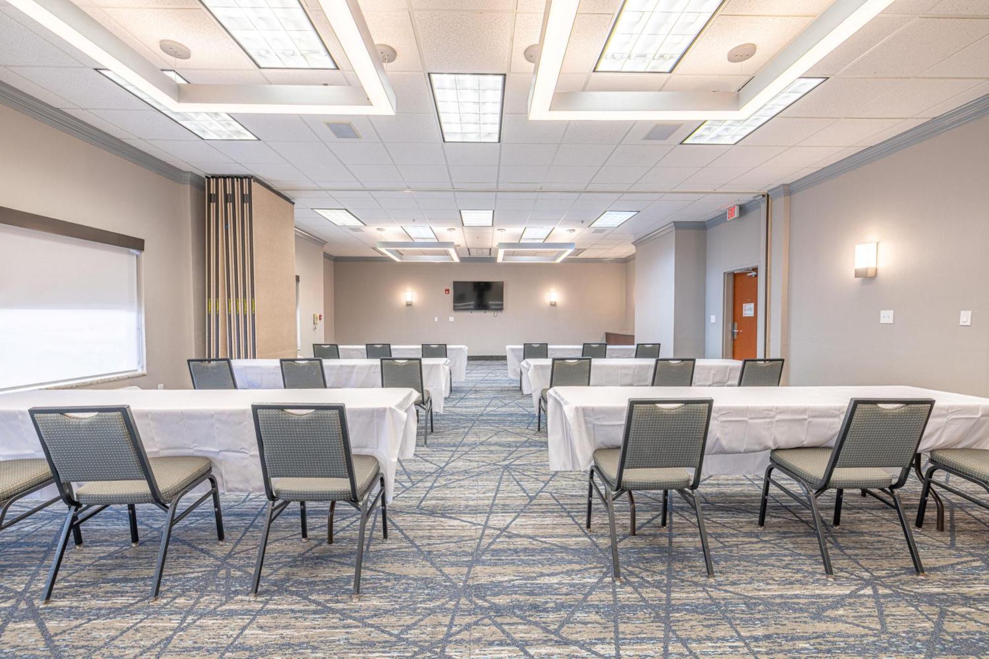 Holiday Inn Express & Suites College Station By Ihg Esterno foto