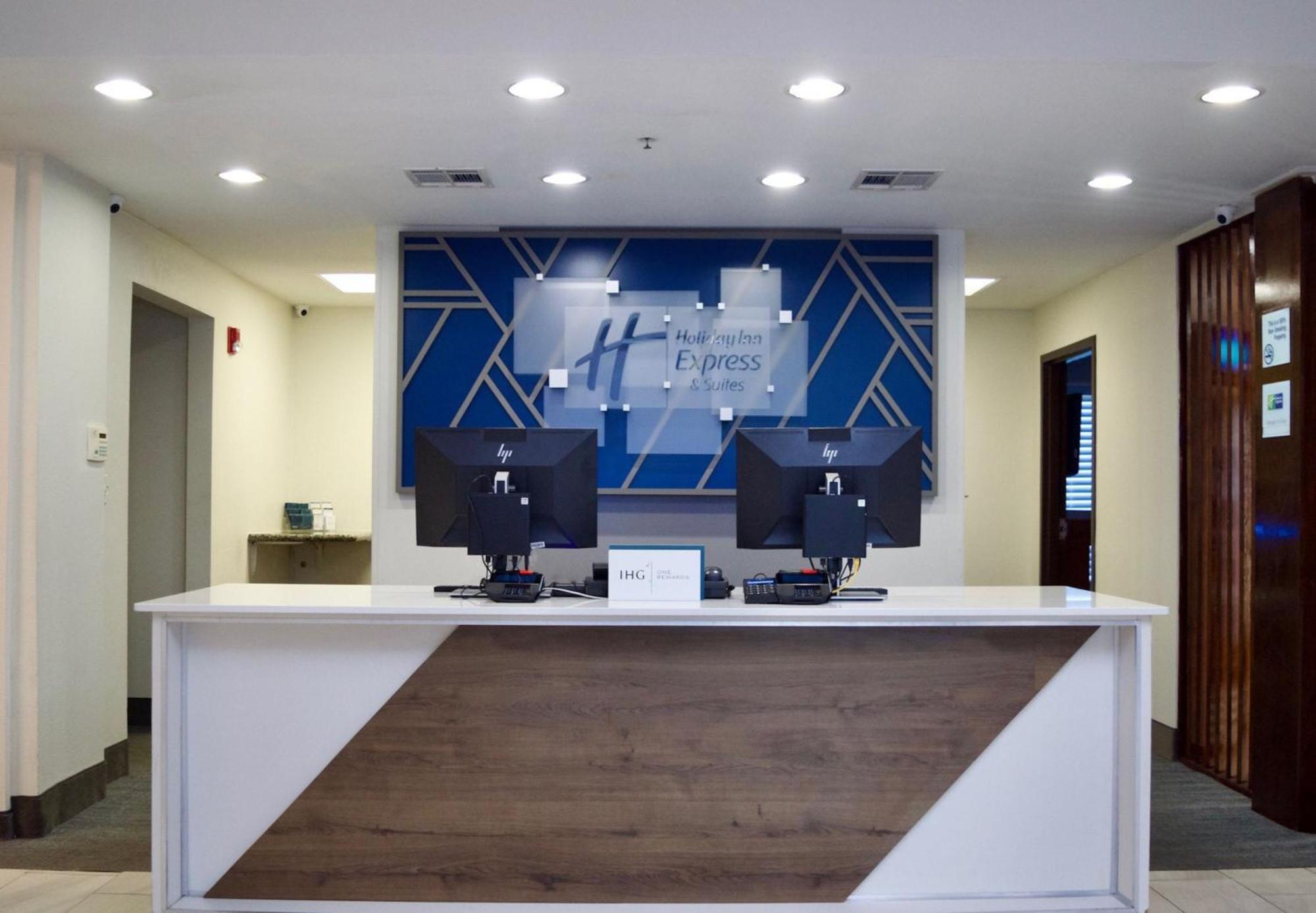 Holiday Inn Express & Suites College Station By Ihg Esterno foto